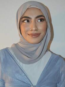 1pc Women Muslim Hijab, Solid Color Chiffon Scarf With Goldtone Pearl Chain Trim, Exquisite Craftsmanship, Suitable For All Seasons Daily Wear - Light Grey - View 3