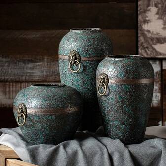 1pc Vintage Retro Classic Ceramic Flower Pot, Distressed Green Ceramic Vase With Metal Lion Head Pull Ring Decor, Handcrafted, Suitable For Dried/Artificial Flowers, Classical Decor Style