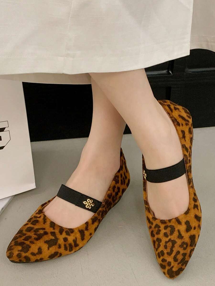 Women's Brown Leopard Print Chunky Heel Mary Jane Pumps, New French Leopard Print Low Vamp Mid-Heel Ladies Shoes - Brown - View 1