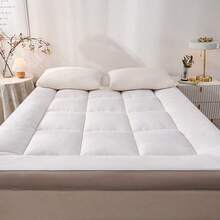 可折叠日式地垫 - 柔软、舒适、透气的加厚榻榻米床垫，适合旅行、露营、床上用品和客房 - 全尺寸，四季皆宜！