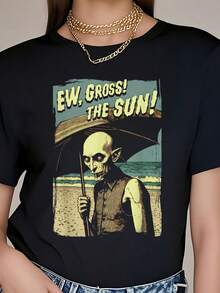 Ew, Gross! The Sun! Vampire At The Sunny Beach Summer Goth T-Shirt       Cotton Summer T-Shirt For Women - 黑色 - 查看 1