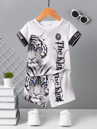 婴幼儿男童休闲动物与字母印花圆领短袖 T 恤和短裤两件套，夏季