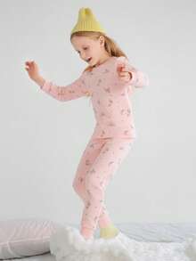 Annil Children's Clothing: A Set Of Warm Clothes For Girls And Adults In Winter