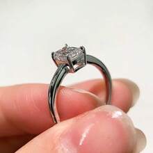 1pc Women's S925 Sterling Silver Ring, Luxury Minimalist Four-Claw Zirconia Band, Exclusive High-End Design - White Gold Transparent Diamond Ring - View 3