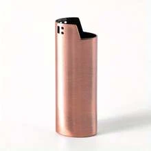 1pc Vintage Lucky Flower Metal Lighter Case, Fits Full Size BIC J6 Lighters - Fashionable & Durable Lighter Cover, Retro Arabesque Metal Lighter Case, Windproof & Minimalist Vintage Sturdy
