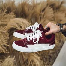 Nuove sneaker casual versatili e confortevoli da uomo, scarpe da skate traspiranti e alla moda per la scuola, scarpe casual da uomo 2025, nuove scarpe da skate, sneaker casual da uomo, scarpe da skate traspiranti, scarpe nere, sneaker nere da uomo, scarpe rosse da uomo, scarpe estive da uomo