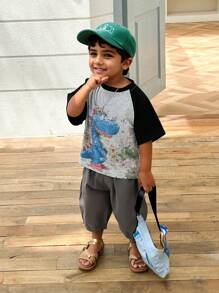 Set de 2 piezas compuesto por camiseta de manga corta con estampado de dragón de dibujos animados y pantalones cortos para niño, conjunto de verano