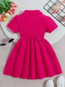 Einfaches Sommerkleid für Kleine Mädchen, Polokragen mit halboffener Knopfleiste, Einfarbiger sportlicher Stil, Herz-Stickerei, lässiges Outdoor-Sportkleid, Rückkehr zur Schule/Schulkleidung