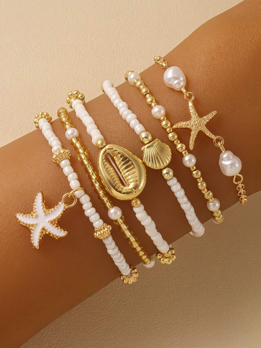 Set de 6 piezas de pulseras multicapa apiladas de perlas de estilo veraniego, set de pulseras con colgantes de estrella de mar y concha, joyería de playa/casual de moda para mujer, regalo (cantidad y orden de cuentas aleatorios)