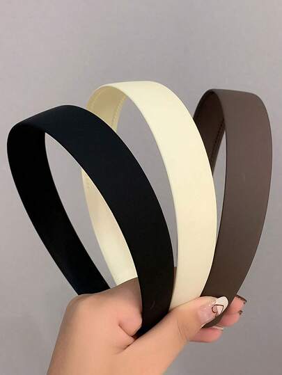 4条/1条，宽38厘米/14.96英寸，哑光塑料材质，米色、黑色、棕色纯色发箍，时尚百搭，高端简约风格，适合日常使用，可用于洗脸、化妆、搭配服装等。发箍头饰