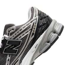 New Balance Unisex Casual Sneakers, Low-Top Lightweight Comfortable Retro Running Shoes U1906RCG-D