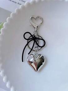 1 szt. Damski minimalistyczny brelok z kokardą i sercem 3D, wszechstronny prezent na torbę/klucz samochodowy, zawieszka do torby, plecak do szkoły, uroczy gotycki Y2k