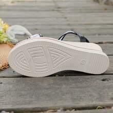 Women's Casual Ditsy Floral Pattern Wedge Sandals, Suitable For Outdoor Activities In Spring And Summer - Black and White - View 7