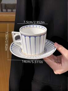 1 Set Cești și Farfurii Ceramice Geometrice cu Linie Aurie Pictate Manual, Set de Cești și Farfurii de Cafea Elegant de Lux în Stil Francez, Set de Cești și Farfurii pentru Desert cu Ceai de După-amiază European, Potrivit pentru Restaurant, Sufragerie, Cafenea