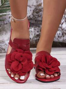 女士圆头平底凉鞋，3D花朵装饰，露趾一脚蹬休闲夏季沙滩拖鞋 - 酒紅色 - 查看 5