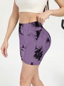 Pantaloni scurți de yoga cu 3 straturi, vopsiți în stil tie-dye, similari cu cei de la Impact Brand