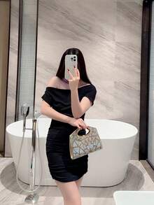 Moonlit Eve Bag, European And American Women's Style Fashion Design Geometric Pattern Rhinestone Clutch Handbag, Luxury Gold Color Party Clutch, Suitable For Parties And Events, Formal Evening Bag, Fashion Accessories, Sparkling Rhinestone Bag, Perfect Match For Ball Accessories, Comes With Metal Chain - Gold - View 9