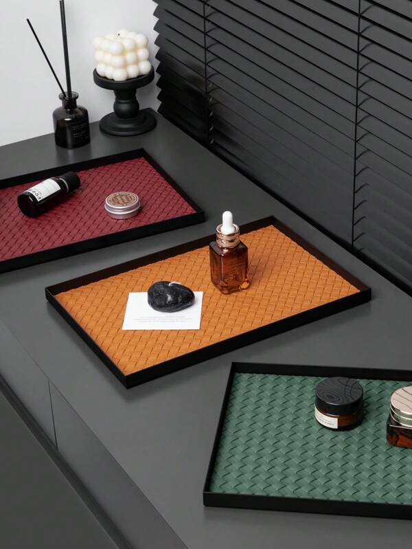 1 pieza Bandeja de lujo, bandeja metálica cuadrada, plato de almacenamiento con textura trenzada, bandeja de almacenamiento decorativa, bandeja organizadora de joyas, plato de exhibición con base antideslizante, apto para hogar, hotel, cafetería, restaurante, fiesta, disponible en naranja/burdeos/verde/beige, diferentes tamaños (grande/pequeño), excelente para regalos del Día de la Madre, Navidad, Halloween.