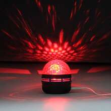 Lampe à projection d'ondes 7 en 1, veilleuse LED avec 7 effets d'éclairage et télécommande, convient pour 11 fêtes, chambre à coucher, salle de jeux, anniversaire, Noël