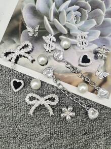 16PCS ABS Resin Silvery Luxury Heart Shaped Chain Shoe Charms Bling Rhinestone Bow-Knot Dollar Shoes Decorations Diy Removable Artificial Faux Bead Shoe Accessories Mutlifunctional Flower Butterfly Shoe Clips Decor Fit Women Lady Sandals Slides Slippers Beach Bags Xmas Halloween Valentine Birthday Festival Party Gifts(Shoes Not Included)