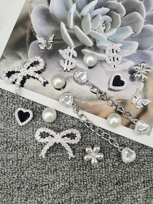 16PCS ABS Resin Silvery Luxury Heart Shaped Chain Shoe Charms Bling Rhinestone Bow-Knot Dollar Shoes Decorations Diy Removable Artificial Faux Bead Shoe Accessories Mutlifunctional Flower Butterfly Shoe Clips Decor Fit Women Lady Sandals Slides Slippers Beach Bags Xmas Halloween Valentine Birthday Festival Party Gifts(Shoes Not Included)
