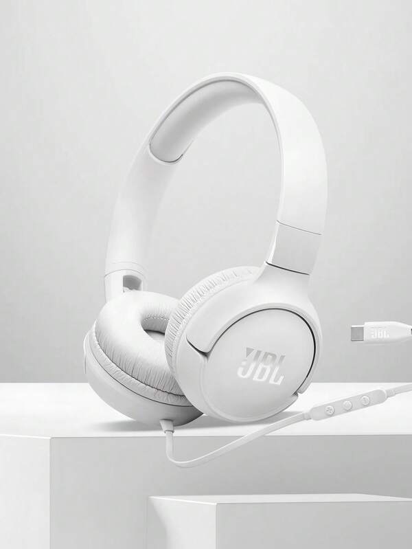 JBL Tune 520C - Wired On-Ear Headphones With USB Type-C, Lightweight, Comfortable And Foldable Design, Voice Aware Hands-Free Calls, Compatible With Phones, PC, VR, Gaming Consoles