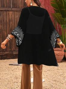 Große Größen Damen Geometrisch bedruckter Fledermausärmel lockere Strickjacke für den Urlaub