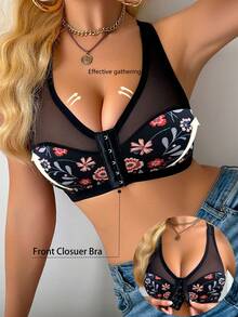 Women's Minimalist Front Closure Wireless Bra - Black - View 4