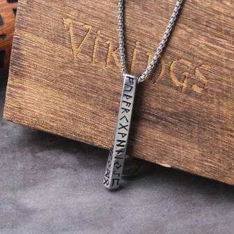 Collares talismán con símbolos de la mitología nórdica que no se desvanecen, amuleto de acero antiguo con runas de los vikingos Vegvisir para hombres