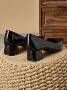 Bombas de tacón bajo de punta fina para mujer, zapatos planos vintage para uso casual, de oficina y al aire libre, de alta gama