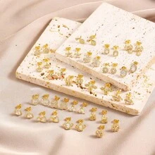 TUANZISP 22pcs Set Women's Gold Plated Copper Stud Earrings With Zirconia, Butterfly, Heart, Star, Crown, Snowflake, Geometric Designs, Versatile Fashion Jewelry, Elegant Vintage Luxury Gift For Women