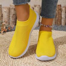Zapatillas casuales transpirables de malla tipo slip-on para mujer, suela blanda, calzado unisex para correr y caminar al aire libre, aptas para primavera y verano