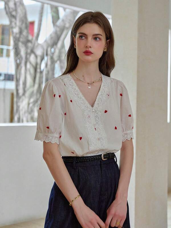 Simple Retro Women's Spring And Summer Models Holiday Style Colour Collision Splicing Lace Elegant Retro Temperament V-Neck Short Sleeve Casual Shirt Top Summer Tops Summer Clothes Women Commuter Office Interview French Elegance