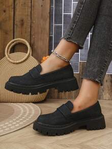 Round Toe Slip-On Black Loafers For Women, Fashion Versatile Thick Sole Platform Block Heel Casual Shoes For Work Commute