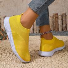 Zapatillas casuales transpirables de malla tipo slip-on para mujer, suela blanda, calzado unisex para correr y caminar al aire libre, aptas para primavera y verano