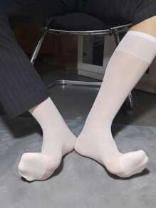 1pair Comfortable Lightweight Men's Wide Striped Dress Socks,Imitation Silky And Excellent Elasticity Design,Colorful Red/Blue/White/Black/Green Striped Business Suit Socks,Breathable Gentleman's Crew Mid Length Socks, Fall