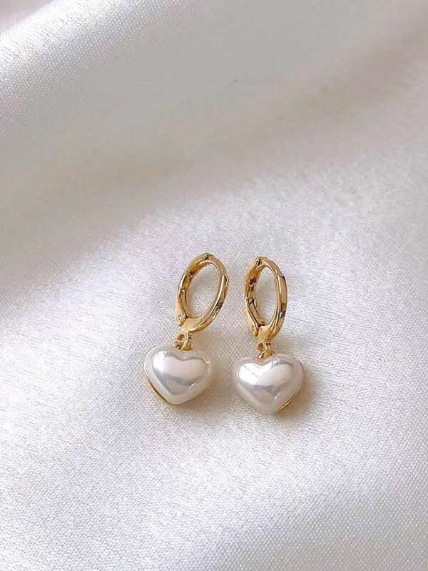 1 Pair Elegant Heart-Shaped Pendant Earrings For Women