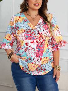 Plus Size Women Ditsy Floral V-Neck Short Sleeve Casual Ruffle Hem Blouse Top