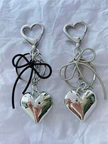 1 szt. Damski minimalistyczny brelok z kokardą i sercem 3D, wszechstronny prezent na torbę/klucz samochodowy, zawieszka do torby, plecak do szkoły, uroczy gotycki Y2k