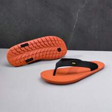 Men's Flip Flops Summer Rubber Non-Slip Durable Outdoor Slippers, Simple Solid Color Beach Sandals, Japanese Style