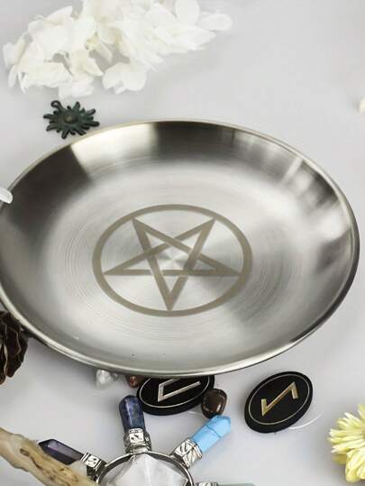 1/2pcs,5.51-Inch Silver Altar Plate With March Pentagram, Stainless Steel Metal Dish, Candle Holder, Ceremony Meditation Decor, Home Living Room Office Decor, Christmas Independence Day Graduation School Season Decor, Vintage Geometric Religious Theme