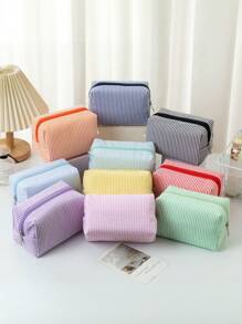 1 pieza de bolsa de maquillaje de seersucker, una bolsa de tocador de gran capacidad para llevar en la mano, bolsa de almacenamiento de cosméticos de viaje con bordado a rayas, esencial de viaje para vacaciones, verano, vuelta al colegio, bolsa escolar, bolsa de viaje para mujeres, bolsa de maquillaje para viajes
