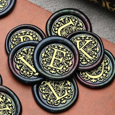 1 Stück 26 englische Buchstaben Wachssiegel Stempel, Messing Material, von Hand gestempelt mit Siegel, für Scrapbooking, Umschläge, Hochzeitseinladungen, Geschenkkarten Verpackung, Geschenkdekoration, 2,5 cm/0,98 Zoll, Rückkehr zur Schule, Schulmaterial