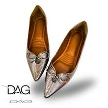 Sapatilha Feminina Lezard Prata Velho | Lacinho – Conforto Ultramoderno, Tecnologia Superior, Durabilidade Garantida.