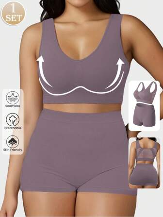 1套天蓝色女士大码无缝运动内裤加平角短裤，舒适透气单层无棉碗形文胸和柔软亲肤塑身平角内裤组合，适合训练、瑜伽