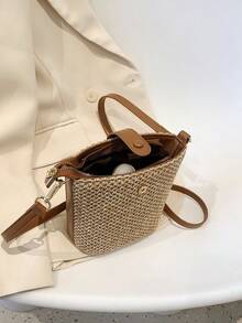 2025新款草编单肩夏季水桶包，休闲度假编织斜挎包