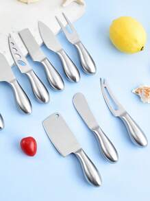 1 pièce/5 pièces Coupe-fromage, couteaux à fromage, set d'amoureux Copenhague, couteau à beurre, mini râpe à ail, fourchette et couteau à fromage, cuillère à fromage en acier inoxydable, outils de cuisine multifonctionnels pour les fromages, agrumes et légumes durs. Convient pour râper les fromages mi-durs et durs, les pommes de terre, les courges, les courgettes, les carottes, les citrons et les concombres, le gingembre, les agrumes, les gâteaux et autres légumes durs. Outils à pizza, pour les réunions d'amis, les cadeaux de mariage et de la fête des pères