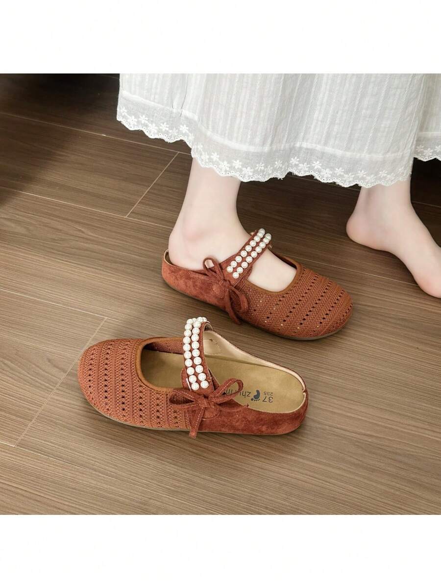 女士圆头中式仿珍珠蝴蝶结装饰编织平底鞋，适合度假、郊游和日常穿着