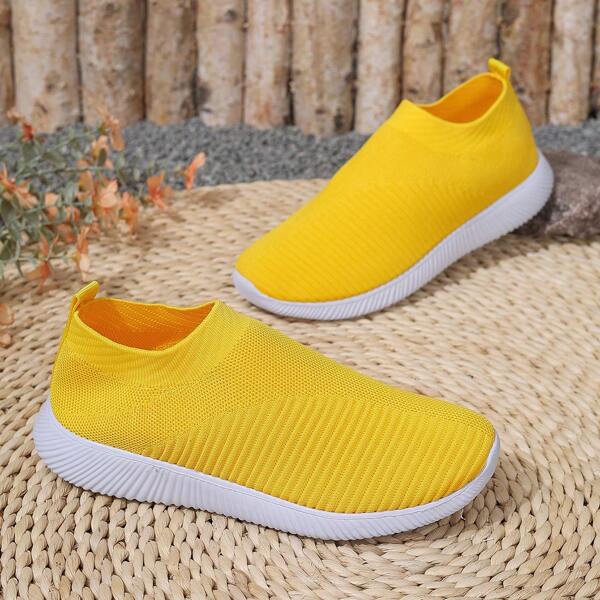 Zapatillas casuales transpirables de malla tipo slip-on para mujer, suela blanda, calzado unisex para correr y caminar al aire libre, aptas para primavera y verano