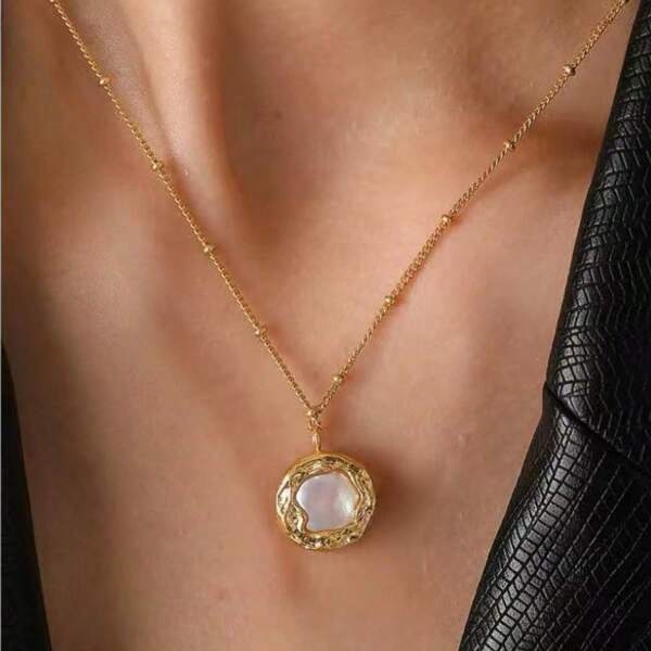 1pc Fashion Elegant Women Necklace, Vintage Minimalist Layered Choker Necklace, Exquisite Unique Design Clavicle Chain